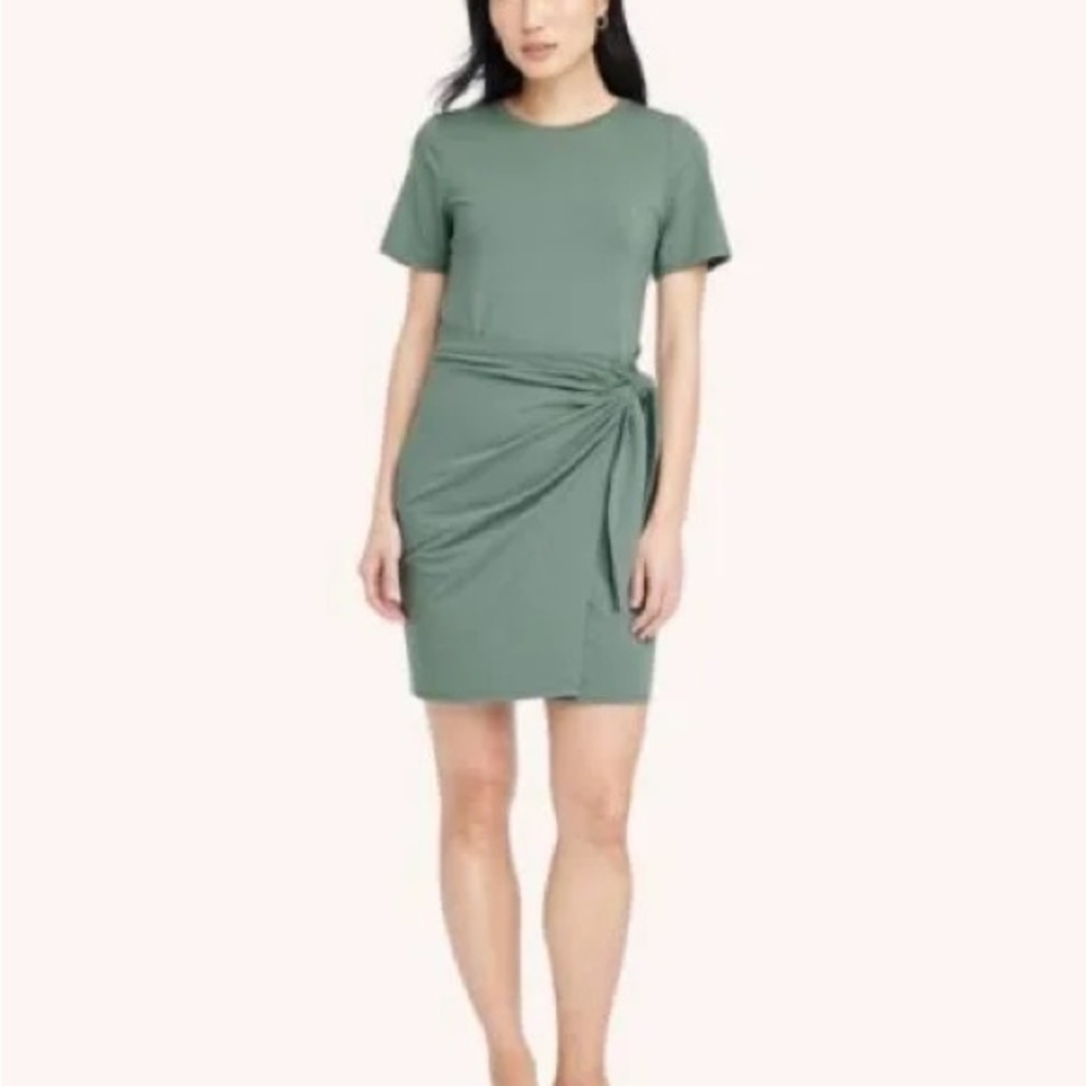 a new day Green‎ Short Sleeve Mini Dress